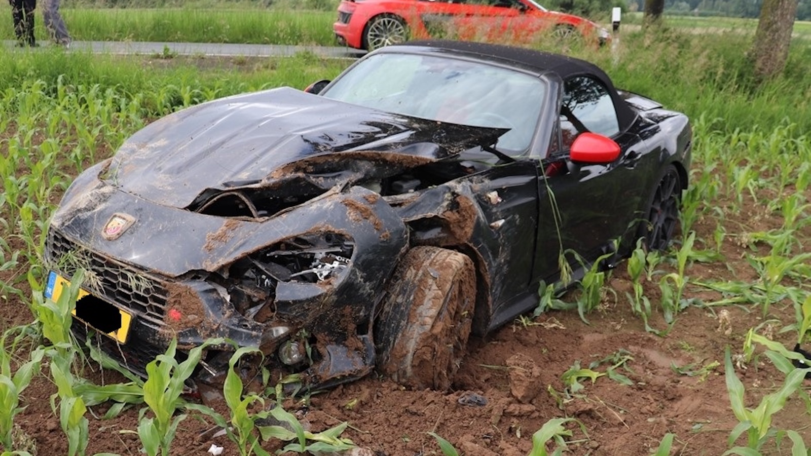 Von der Fahrbahn abgekommen - eine Person verletzt