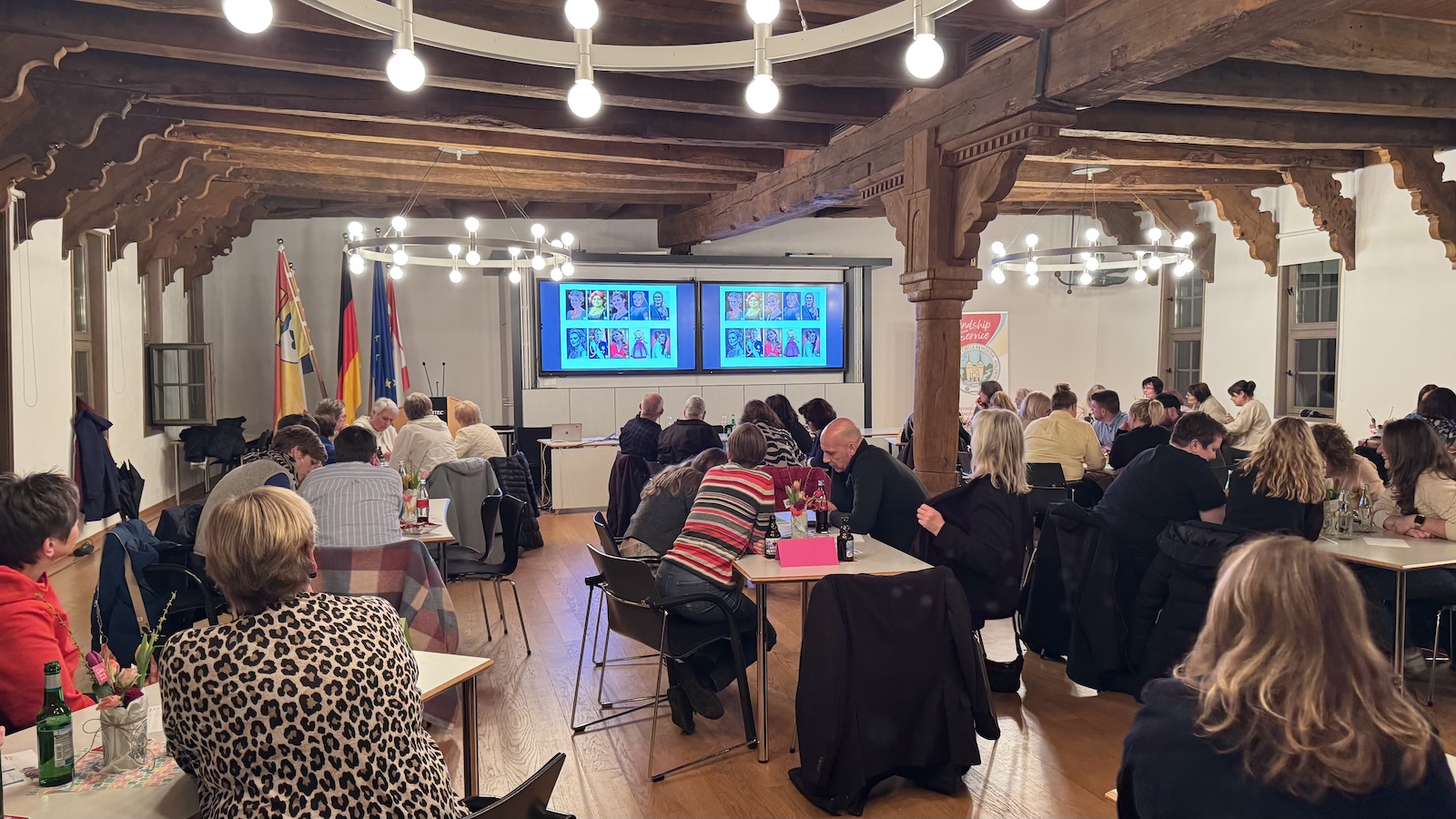 Quiz Night des Ladies` Circle Höxter-Holzminden begeistert im Höxteraner Rathaus mit zwei ausverkauften Abenden