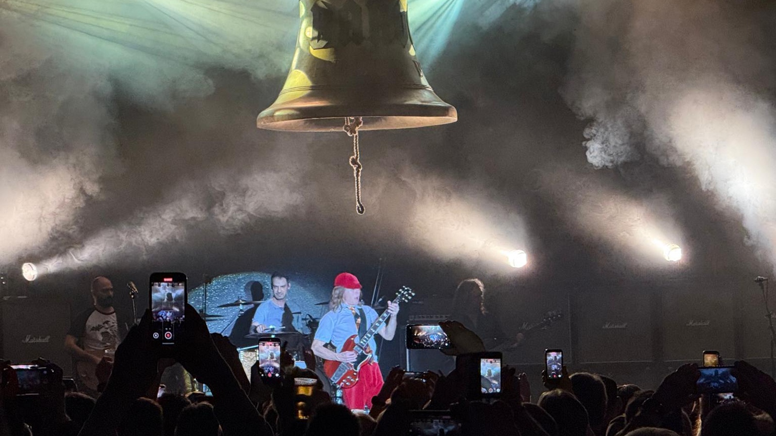 Feurige Rocknacht in der Stadthalle Beverungen: BAROCK begeistert mehr als 1500 Fans
